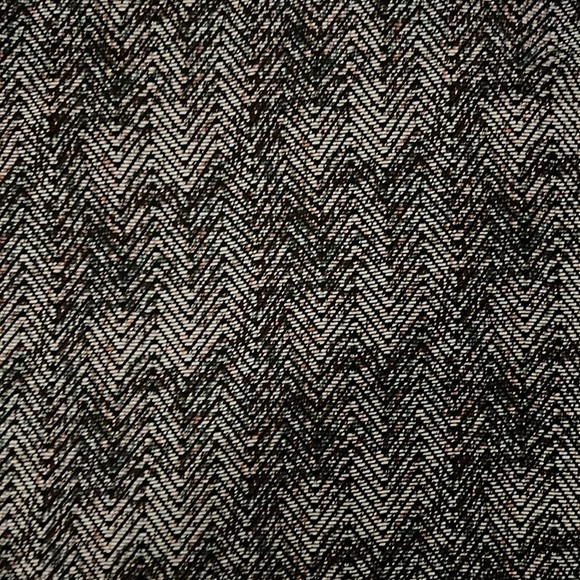 Trouve Patterned Tank Top - Picture 4 of 10